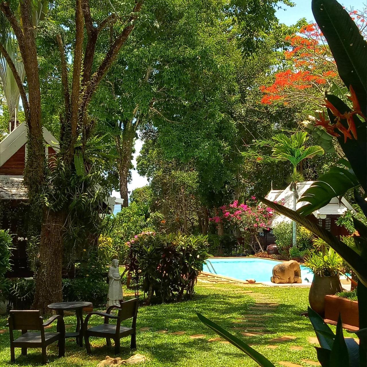 Le Passe-Temps Hotel Tha Lane Bay Exterior photo